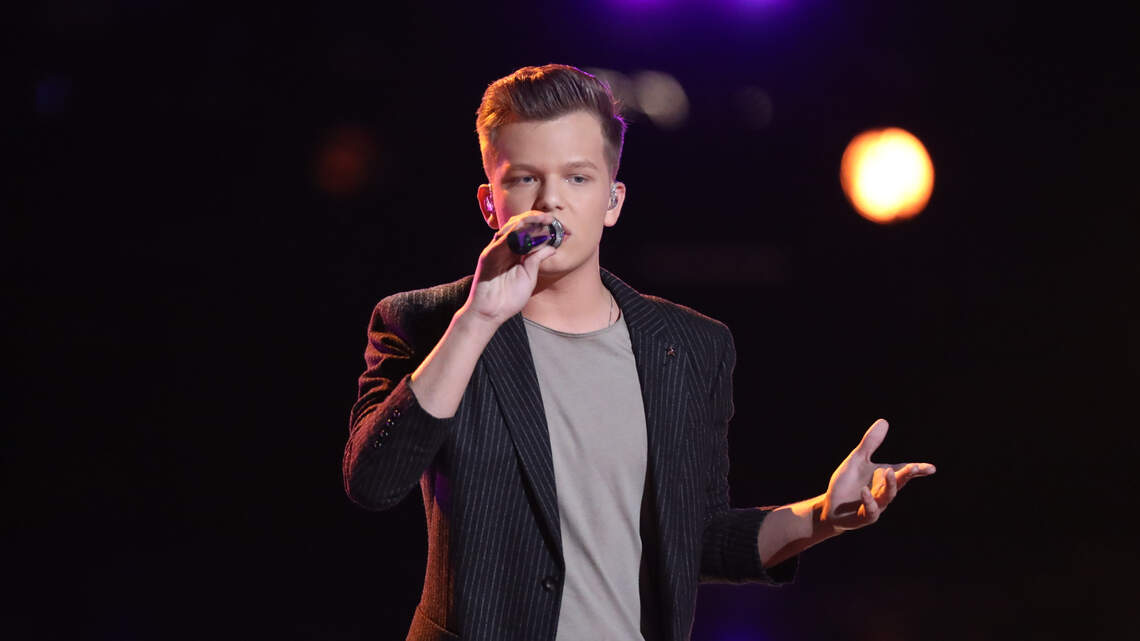 'The Voice' finale pairs up Sanford's Britton Buchanan with another NC native