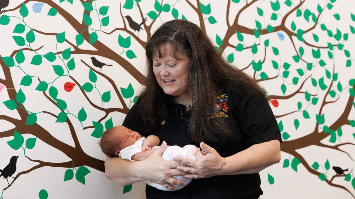 Mom, newborn meet NC 911 operator who was there for them during home delivery
