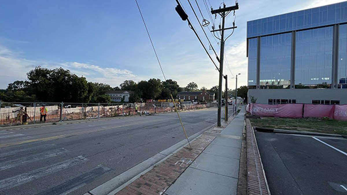 The town of Chapel Hill will close East Rosemary Street from the entrance of the Rosemary/Columbia Lot to the entrance of the Wallace Deck. The closure will be in place 24 hours a day, seven days a week for about six months.