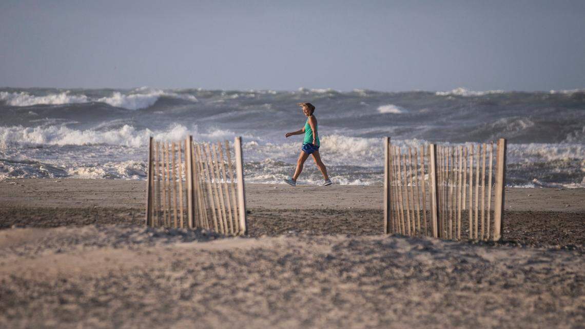 Should you go to NC beaches during Hurricane Ian? What coastal counties say