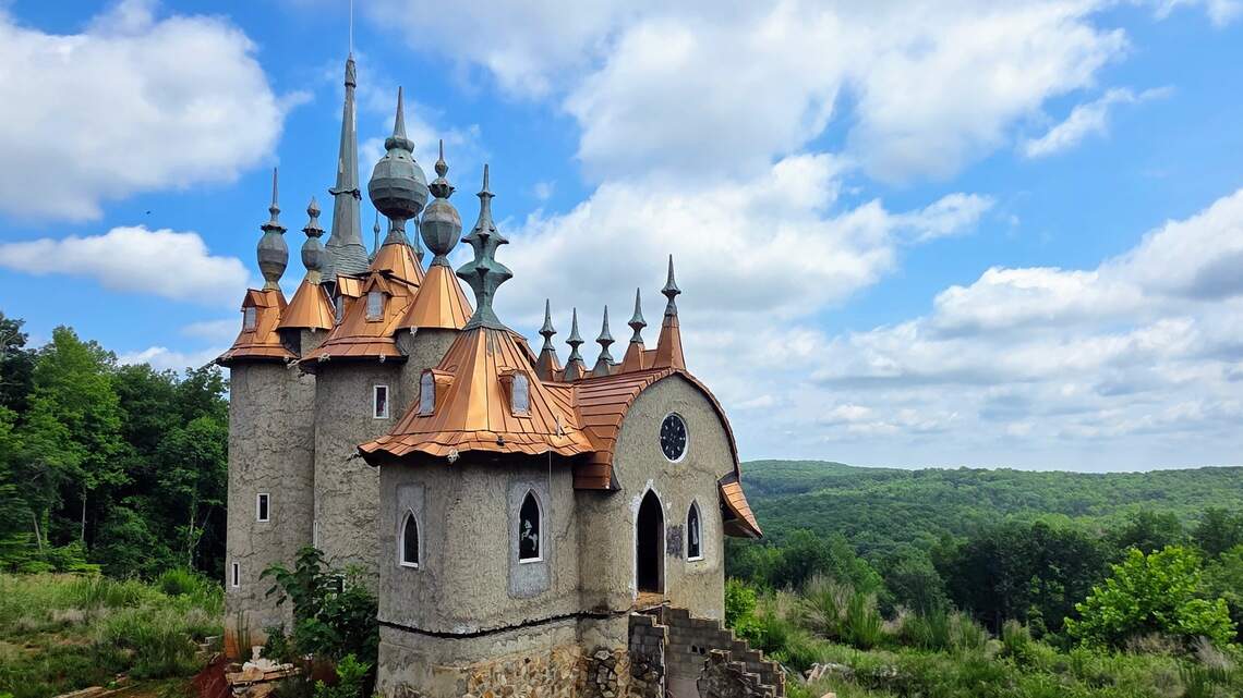 NC romance turns scorched-earth legal battle for control of Rougemont castle