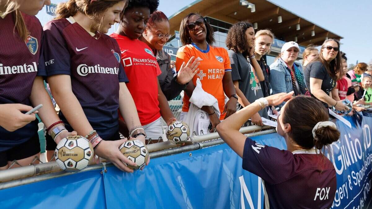 North Carolina defender Emily Fox (12) talks with fans after the Courage’s 1-0 victory over the Kansas City Current at WakeMed Soccer Park in Cary, N.C., Saturday, March 25, 2023.