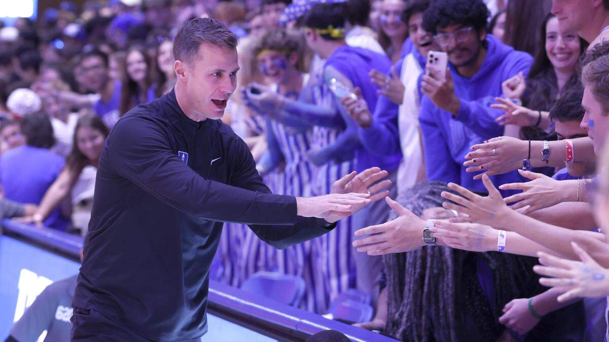 Duke head coach Jon Scheyer thanks fans after Duke’s 95-54 victory over Western Carolina at Cameron Indoor Stadium in Durham, N.C., Saturday, Nov. 8, 2025.