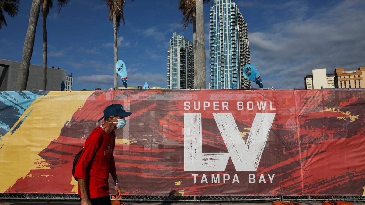 A sign for Super Bowl LV in Tampa, Fla., Jan. 31, 2021. The Tampa Bay Buccaneers and the Kansas City Chiefs will face off Sunday at 6:30 p.m. with just 25,000 fans in the stadium.