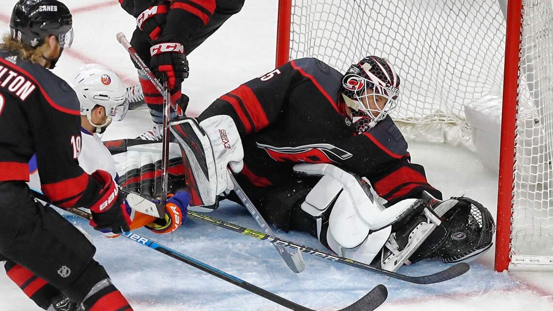 Goalie Curtis McElhinney leaving Canes, GM Don Waddell says