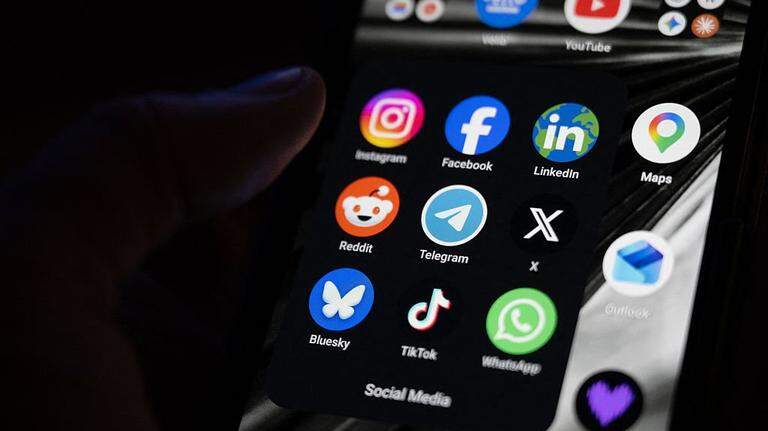 Bipartisan NC lawmakers advancing bill to ban social media for minors under 14