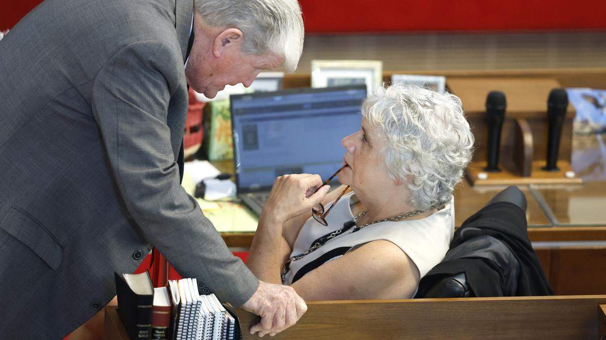 Rep. Sarah Stevens talks with Rep. Jimmy Dixon before the N.C. House session at the Legislative Building in Raleigh, N.C., Tuesday, July 29, 2025.