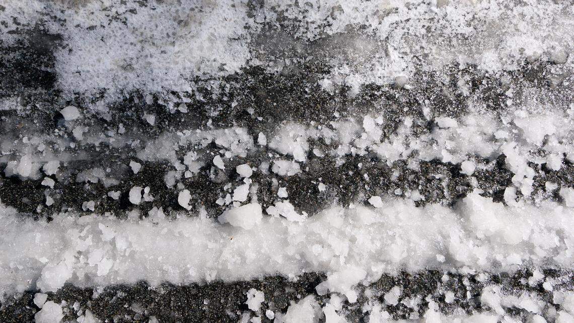 Three people died in separate crashes during weekend snowstorm in NC