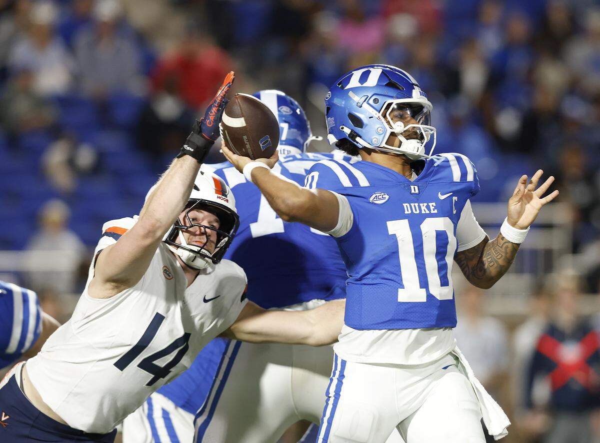 Duke quarterback Darian Mensah looks to pass during the second half of the Blue Devils’ 34-17 loss to Virginia on Saturday, Nov. 15, 2025, at Wallace Wade Stadium in Durham, N.C.