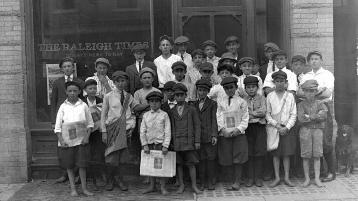 Raleigh Times news carriers, August 24, 1914. Included are brothers John Bashford (age 13) and Ryan Bashford (age 15).