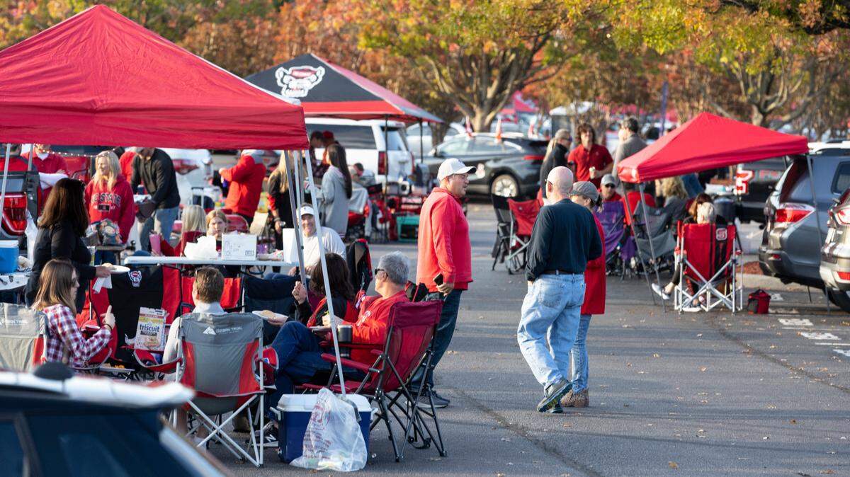 Time to park concerns over tailgating and let PNC Arena upgrades proceed