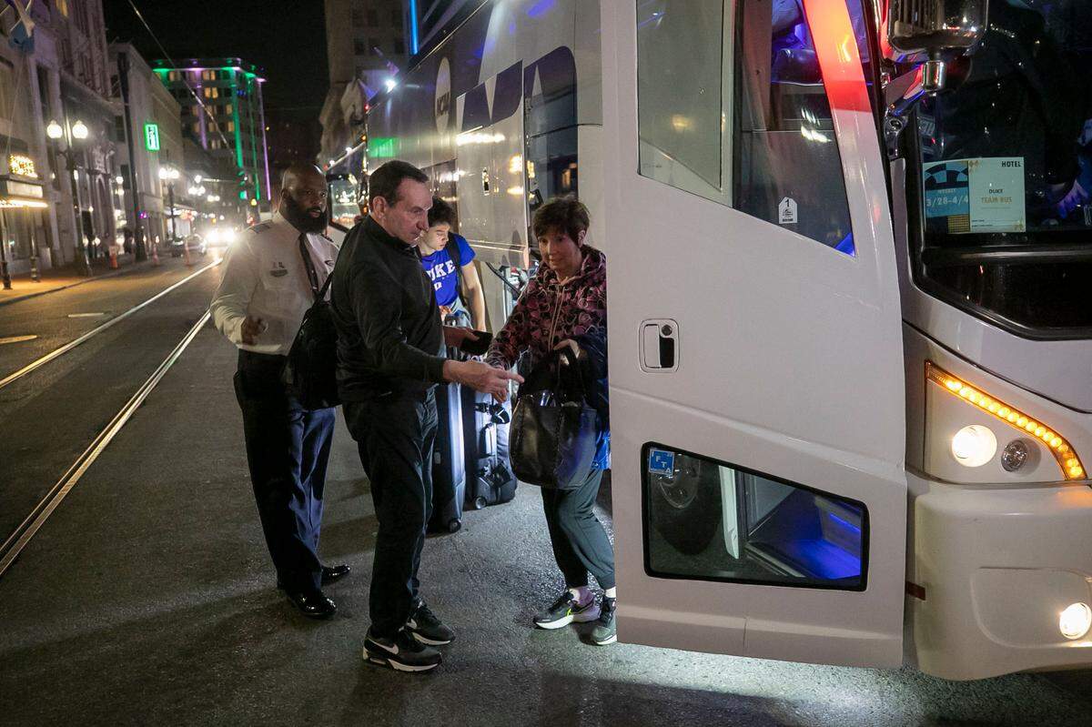 Duke coach Mike Krzyzewski, his wife Mickie arrive at the InterContinental Hotel, for the NCAA Final Four on Tuesday, March 29, 2022 in New Orleans, La.