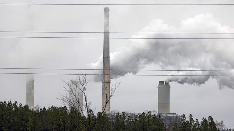Without greenhouse gas limits, Duke Energy claims it will save $10 billion