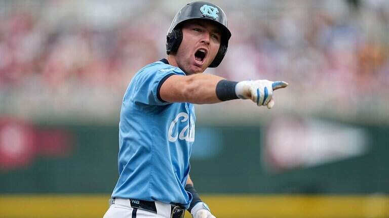 UNC baseball bounces back, tops Oklahoma to force NCAA title game Monday night