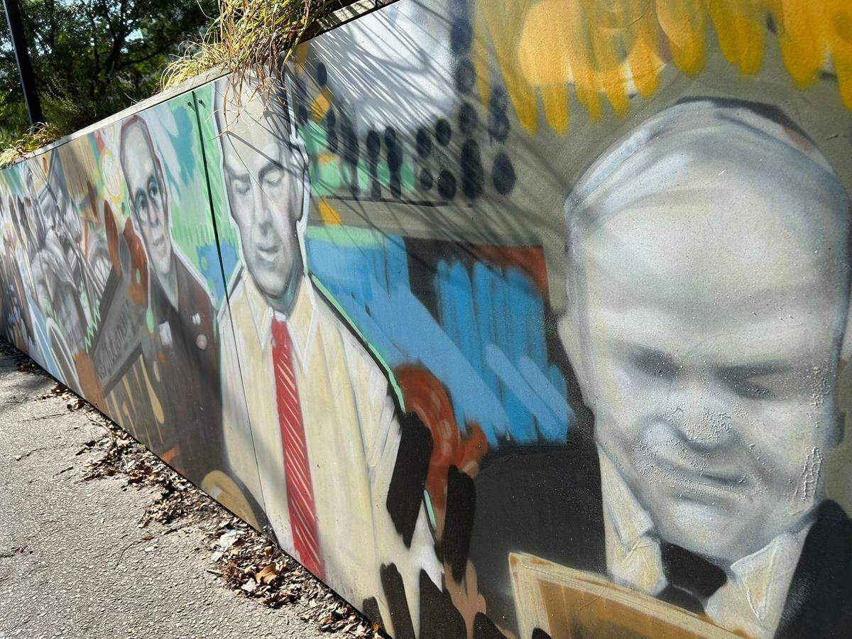 Sean Kernick’s depiction of News & Observer publisher Frank Daniels Jr. and Raleigh Times Editor AC Snow.