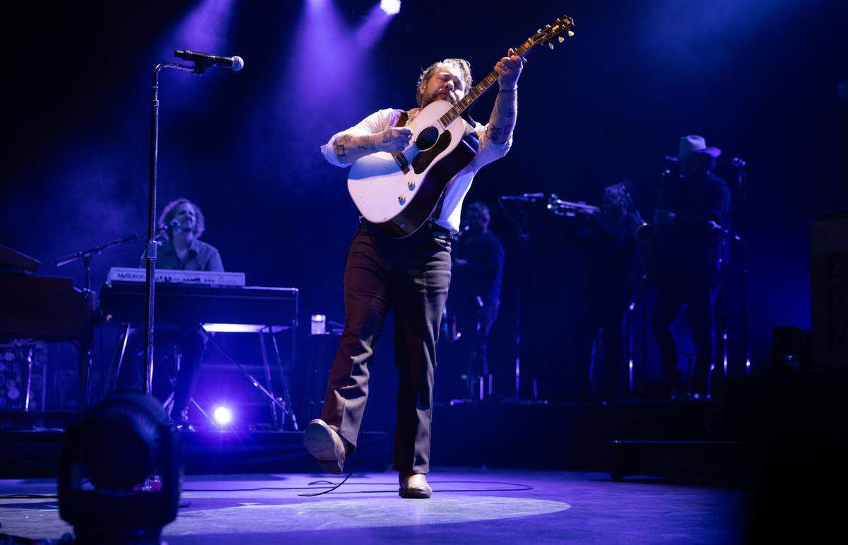 Nathaniel Ratliff and The Nightsweats play Raleigh, N.C.’s Coastal Credit Union Music Park at Walnut Creek, Saturday night, Sept. 28, 2024.