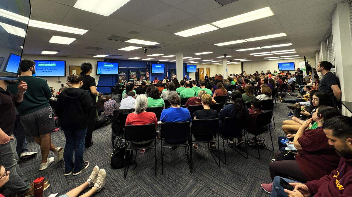 A few hundred parents, students and teachers crowded in for a Chapel Hill-Carrboro school board discussion about school closures on Thursday, Feb. 19, 2026. The board is expected to make a decision by June 4.