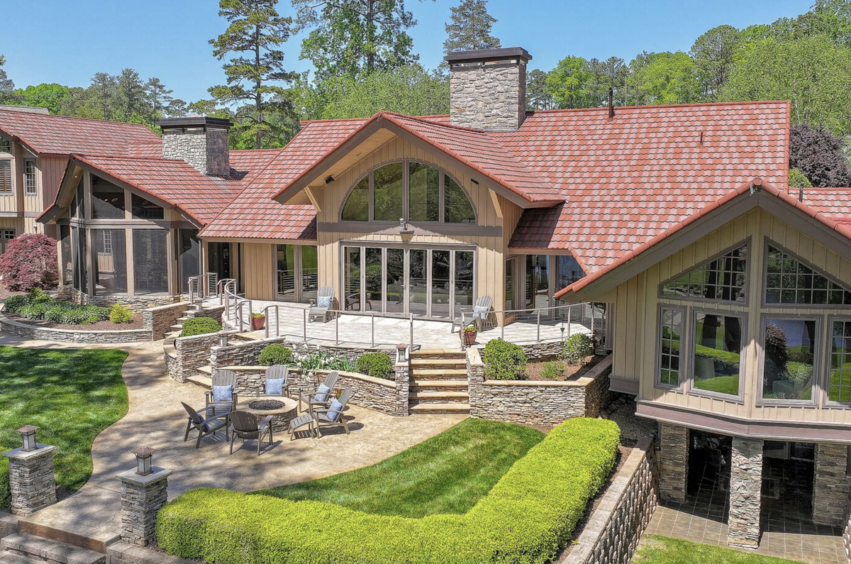 124 Dunedin Court in Cary, NC