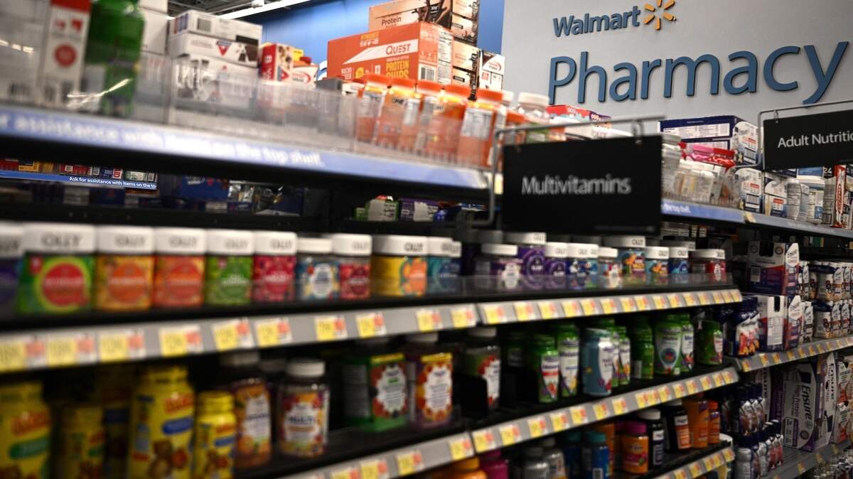 Experts Weigh In on Creatine Gummies vs Creatine Powder Debate