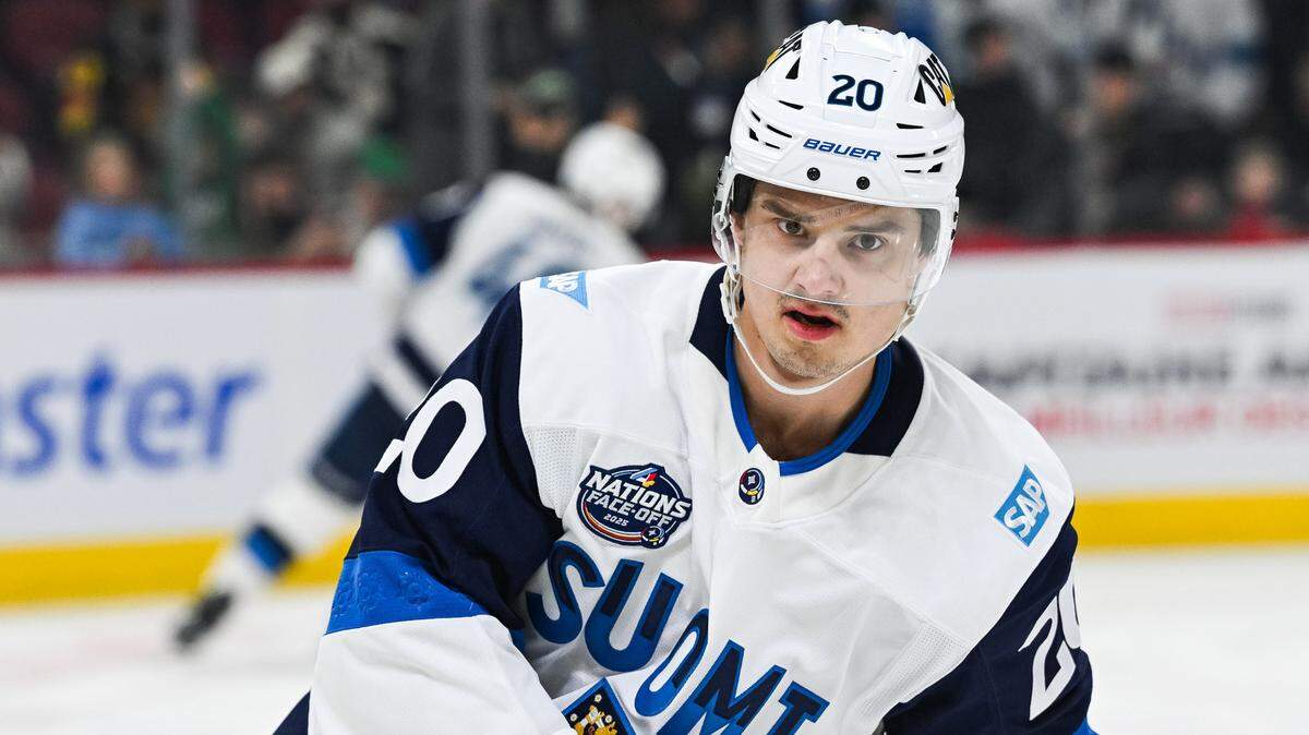 Feb 13, 2025; Montreal, Quebec, CAN; [Imagn Images direct customers only] Team Finland forward Sebastian Aho (20) looks on in warm-up before the game against Team USA during a 4 Nations Face-Off ice hockey game at Bell Centre. Mandatory Credit: David Kirouac-Imagn Images