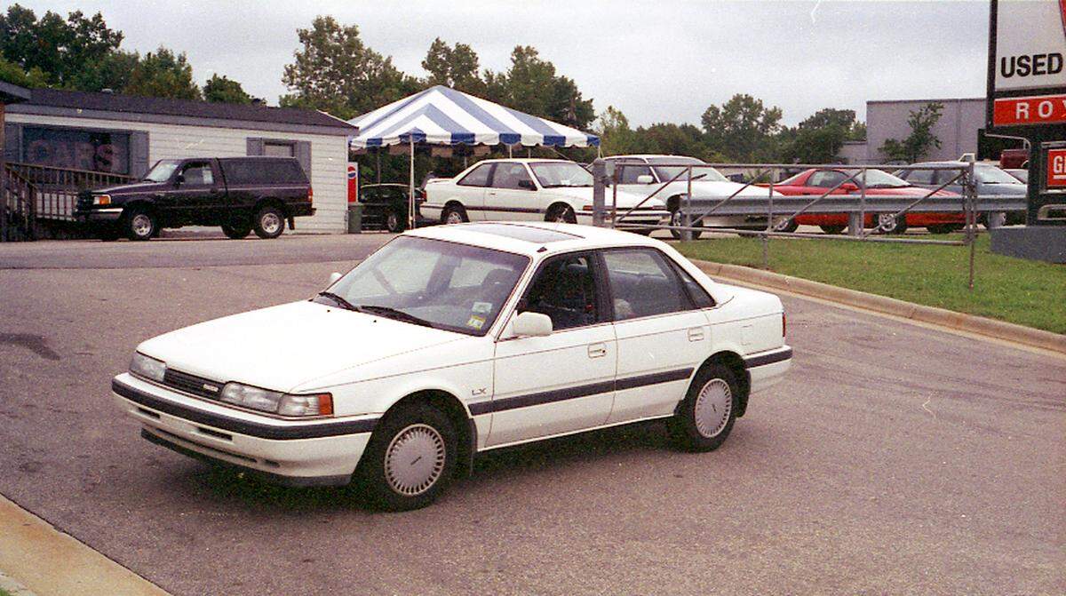 This is a police evidence photo of Beth Ellen Vinson’s car as it was found abandoned alongside Capital Boulevard, just south of the Beltline. One of her shoes was still in the vehicle.