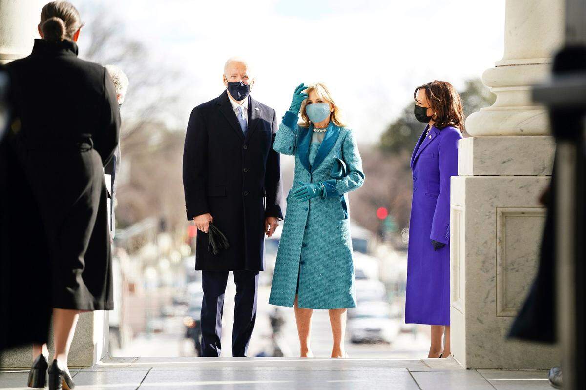 President-elect Joe Biden and his wife Jill Biden arrive at the East Front of the U.S. Capitol ahead of Biden’s inauguration, Wednesday, Jan. 20, 2021, at the U.S. Capitol in Washington.
