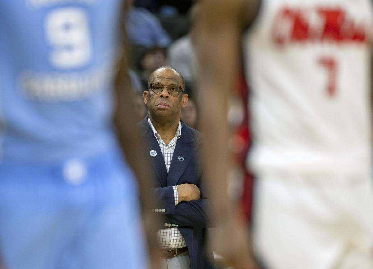 Down by 19 points in the second half to Ole Miss, North Carolina coach Hubert Davis watches as players line up for a free throw attempt by Ven-Allen Lubin (22) in the first round of the NCAA Tournament on Friday, March 21, 2025 at Fiserv Forum in Milwaukee, Wisconsin. 