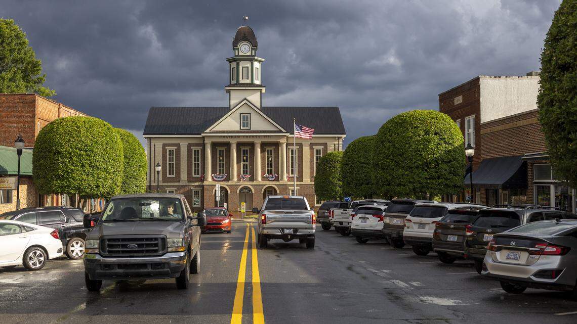 How should downtown Pittsboro look in the future? Here are ways to weigh in.