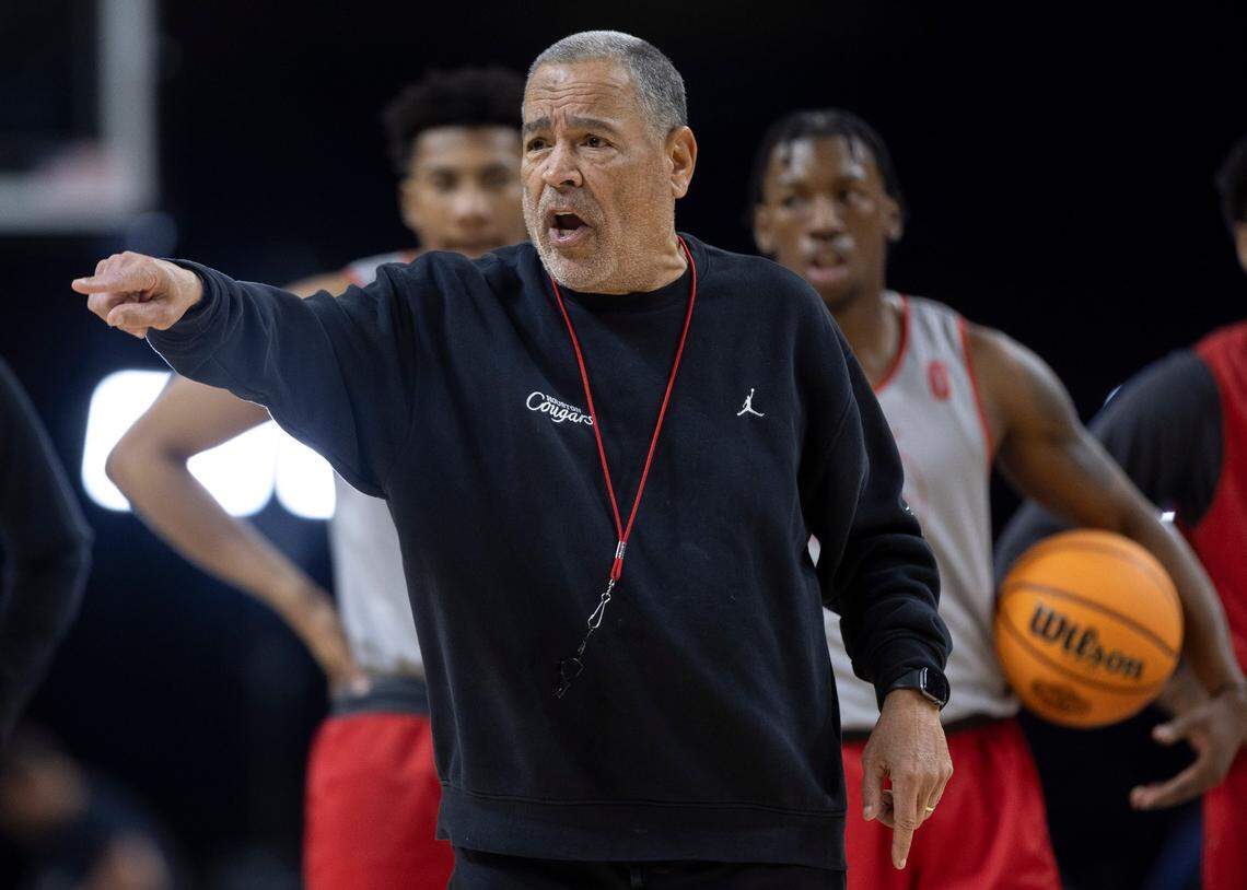 Houston coach Kelvin Sampson directs his players during their open practice on Friday, April 4, 2025 during the NCAA Final Four at the Alamodome in San Antonio, TX.