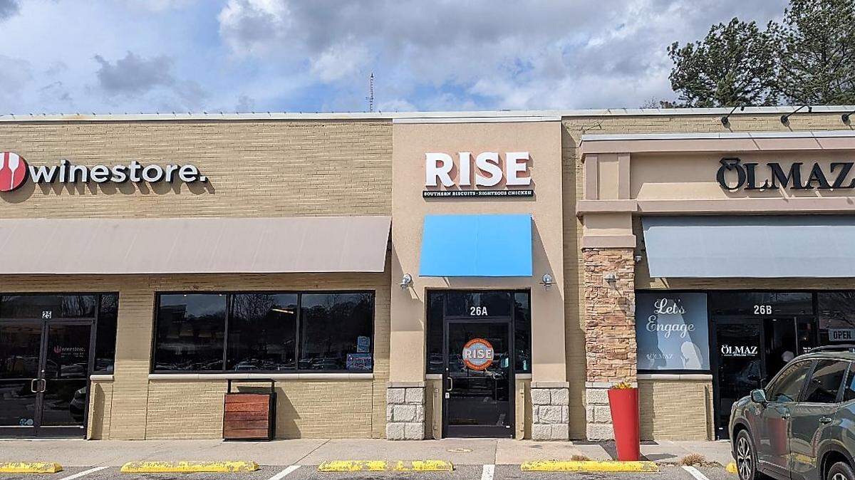 Rise Southern Biscuits & Righteous Chicken will open its latest storefront in the Eastgate Crossing shopping center in Chapel Hill on March 19, 2022.