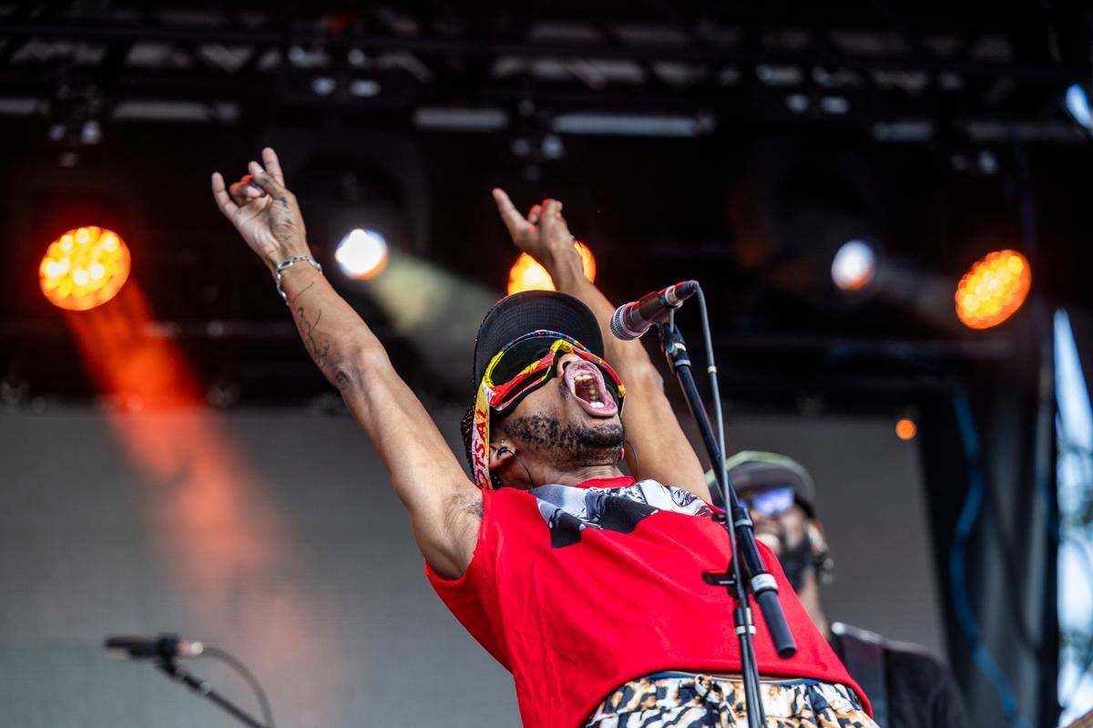 Eshu Tune performs Thursday, Sept. 7 2023 at Moore Square in Raleigh during the annual Hopscotch Music Festival.
