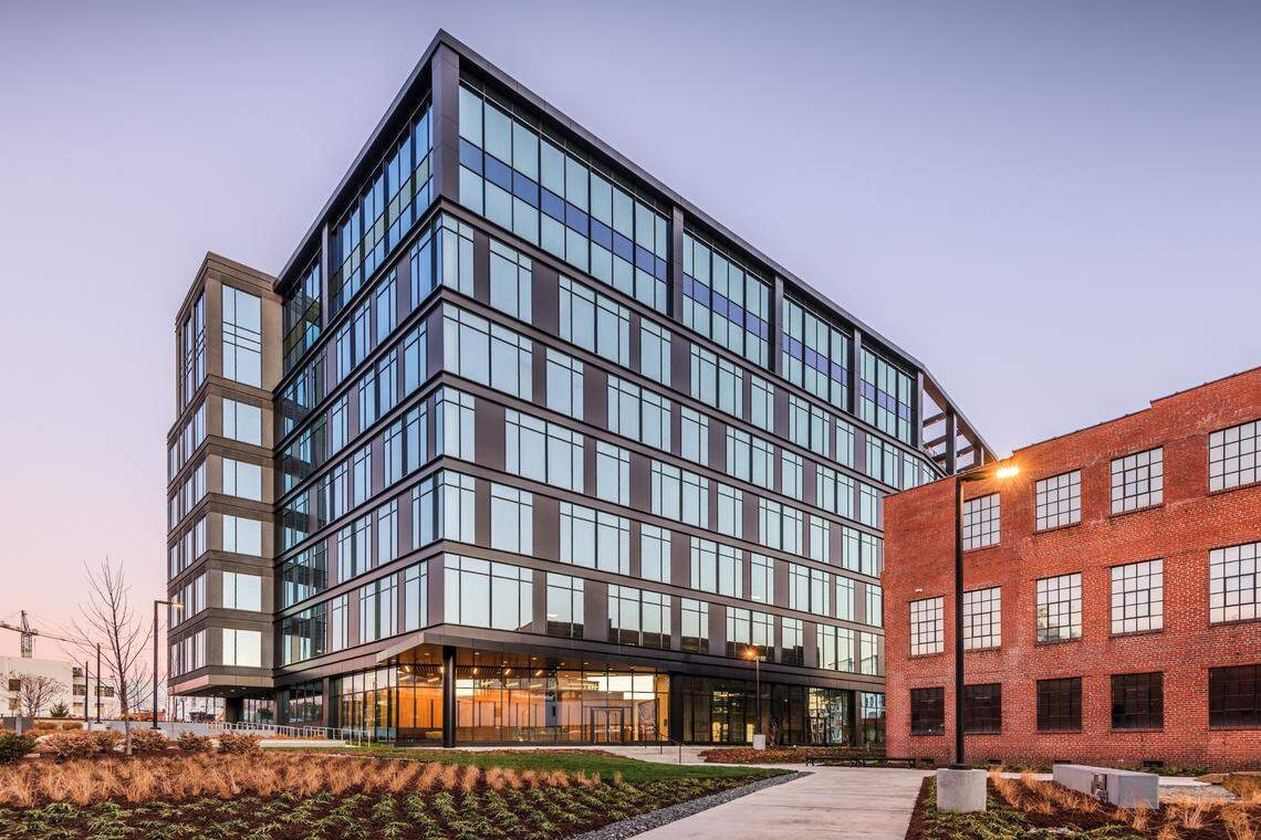 Roxboro at Venable Center is a Class A “built-on-spec” office building in Durham’s revitalized warehouse district.