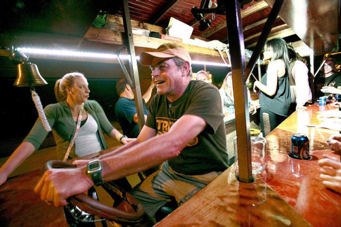 TROLLEYPUB-NE-051812-TEL