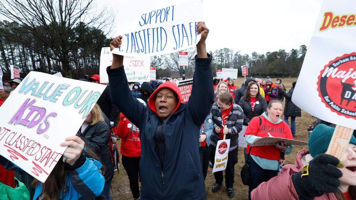 12 Durham schools closed Wednesday as teachers, staff call in sick to attend protest