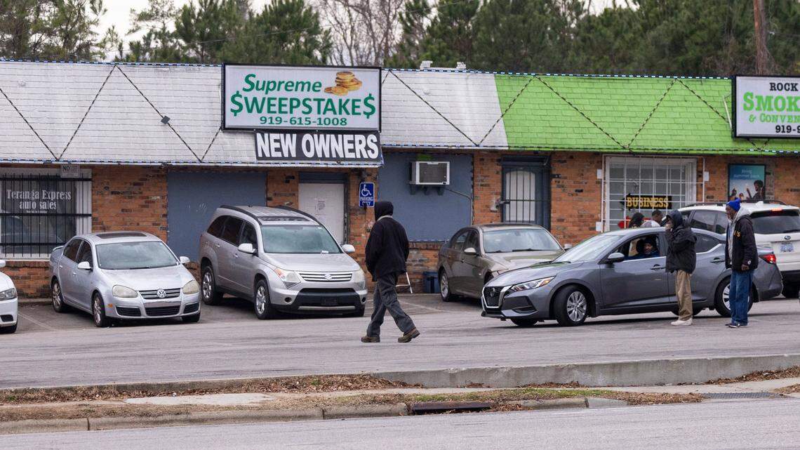 32-year-old man who died in Raleigh police custody was tased, police chief says