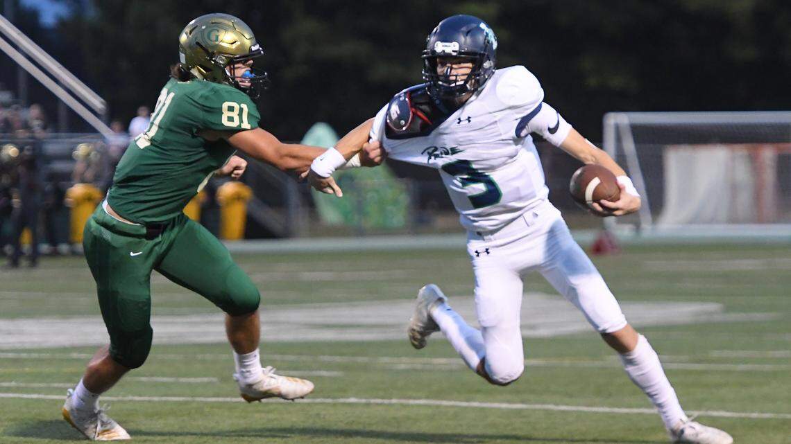 Leesville Road edges Gibbons with Burnette’s feet and foot in Cap 7 4A showdown