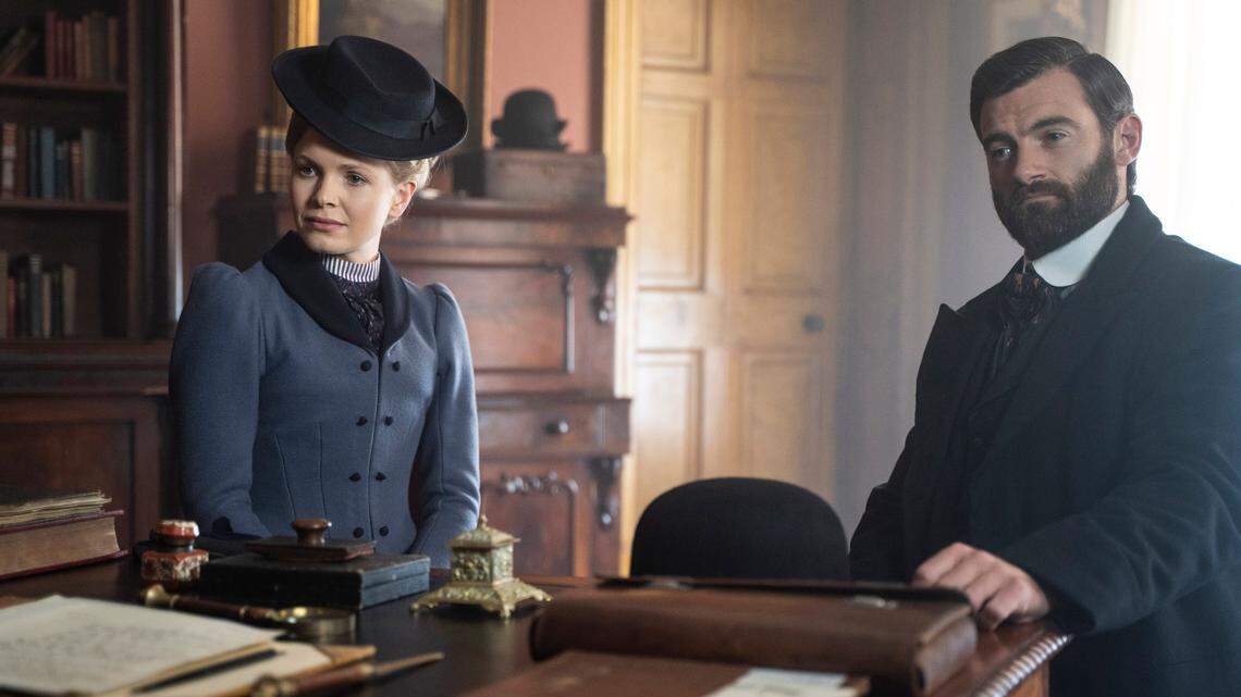 Kate Phillips as Eliza Scarlet and Stuart Martin as William Wellington in the Masterpiece mystery series “Miss Scarlet and the Duke.”