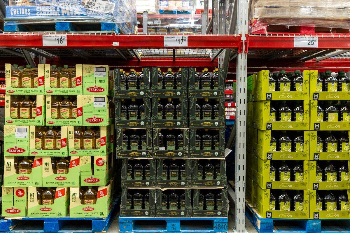 Sam’s Club’s Plus members still get early shopping access with the adjusted store hours.