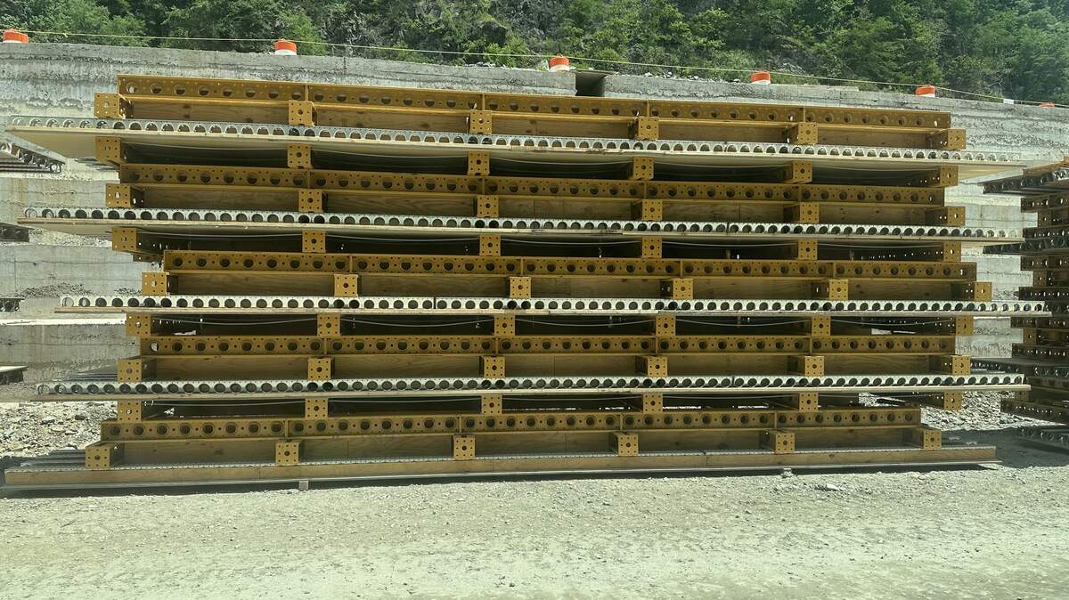 Walls that will hold up I-40 through Pigeon River Gorge begin to take ...