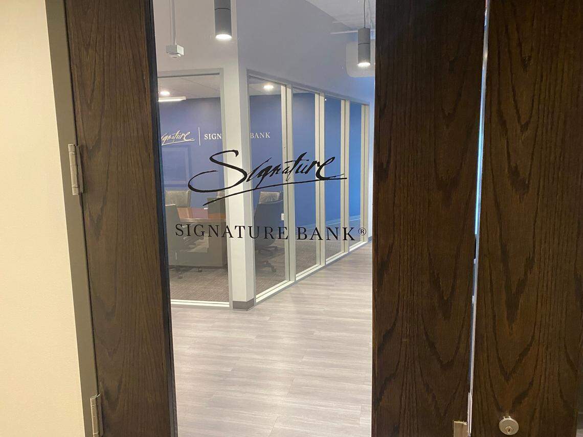 The Signature Bank office in downtown Durham, NC.