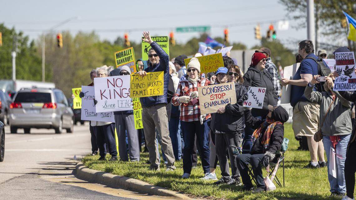 Thousands gathering for ‘No Kings’ rallies today across the Triangle