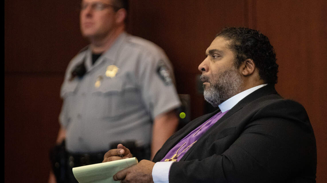 Testimony in Barber’s trespassing trial begins with focus on how loud protesters were