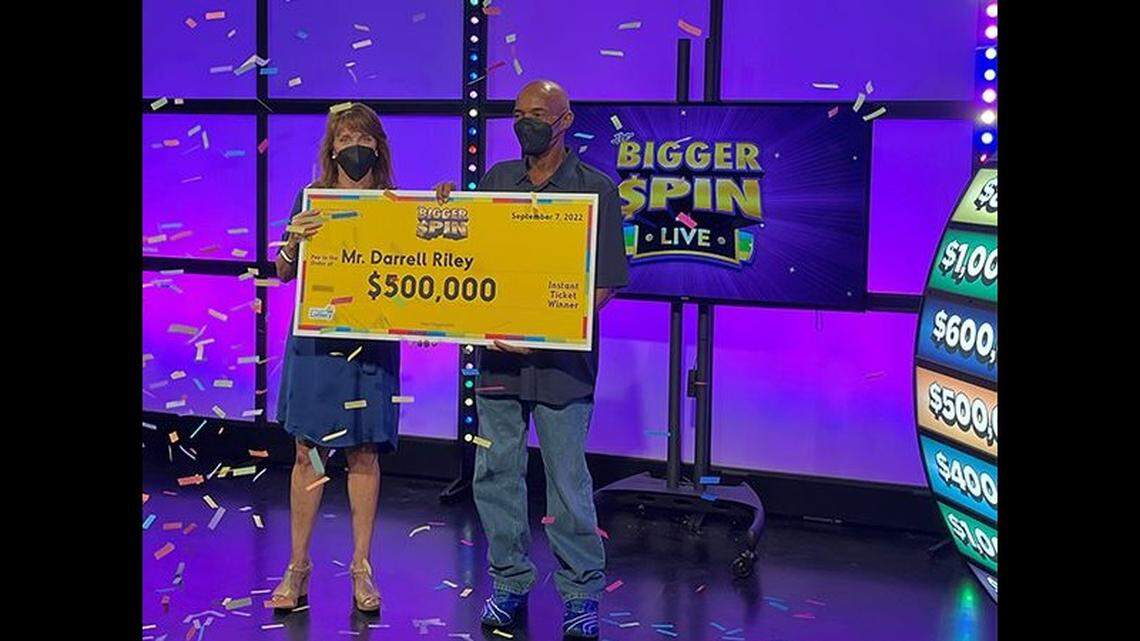 Darrell Riley scored $500,000 during a prize wheel spinning event, officials said.