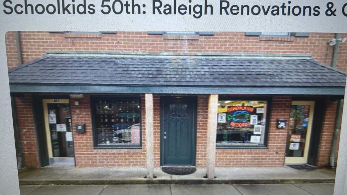 Schoolkids Records to close in Chapel Hill.