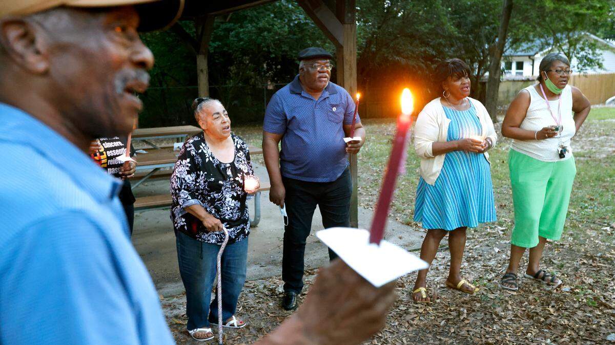 A reunion shows former Triangle neighbors a past replaced by gentrification