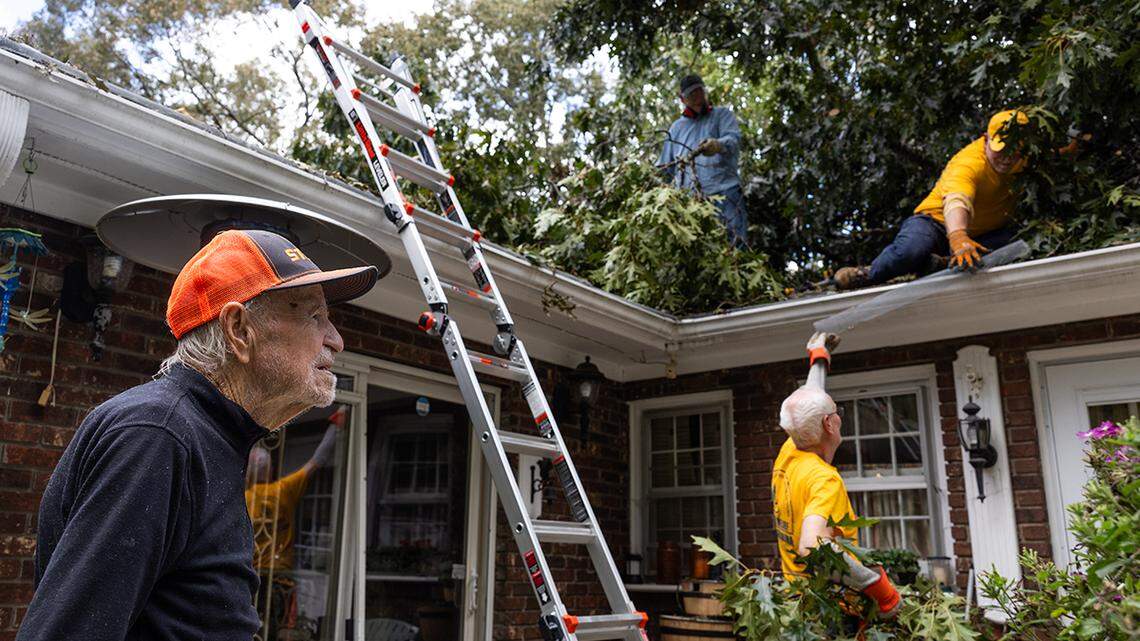 Baptists on Mission among helpers at work in Western NC after Helene devastation