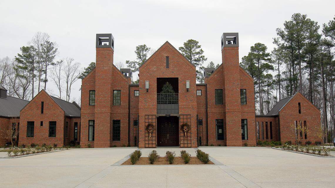 Do chancellors have to live on campus? UNC System moves toward changing the rules