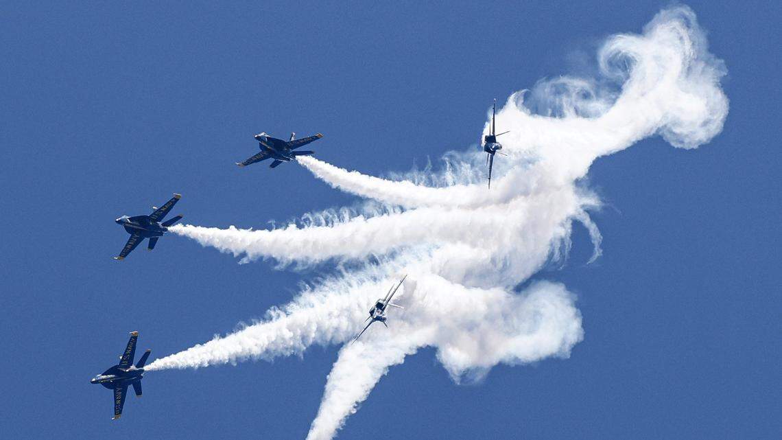 Oohs and ahhs as storied Blue Angels take to the skies at Cherry Point Air Show