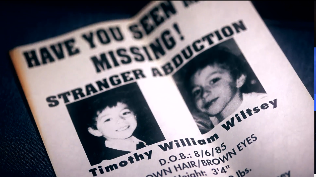 In "Dateline: The Blue Blanket Mystery," Andrea Canning reports on Timmy Wiltsey, a five-year-old boy from Sayreville, New Jersey, whose mother Michelle Lodzinski, reported him missing from a carnival in 1991. 