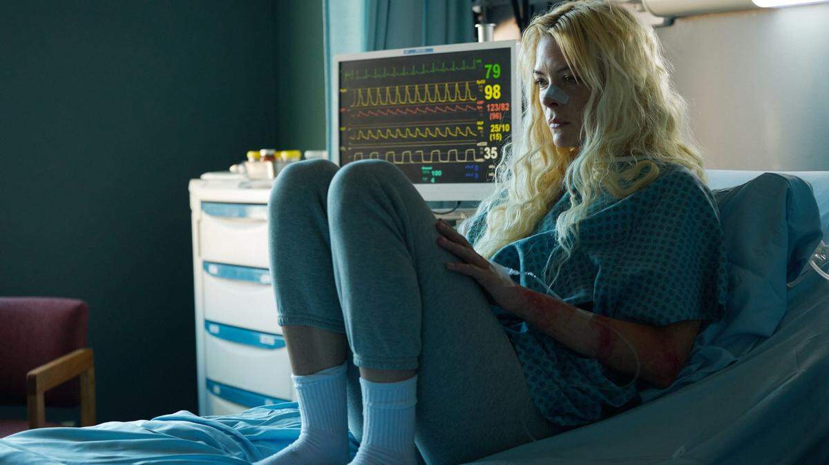Jaime King stars as Sherri Papini in “Hoax: The Kidnapping of Sherri Papini” premiering January 28 on Lifetime.